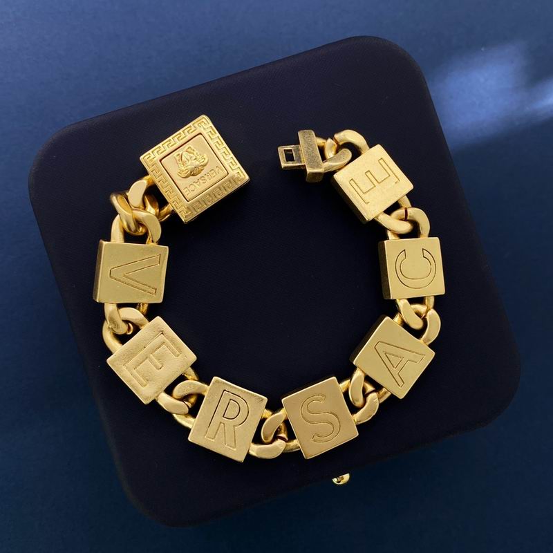 Versace bracelet 05lyx83 (1)