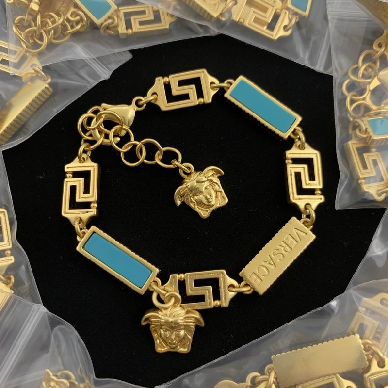 Versace bracelet 06lyx102