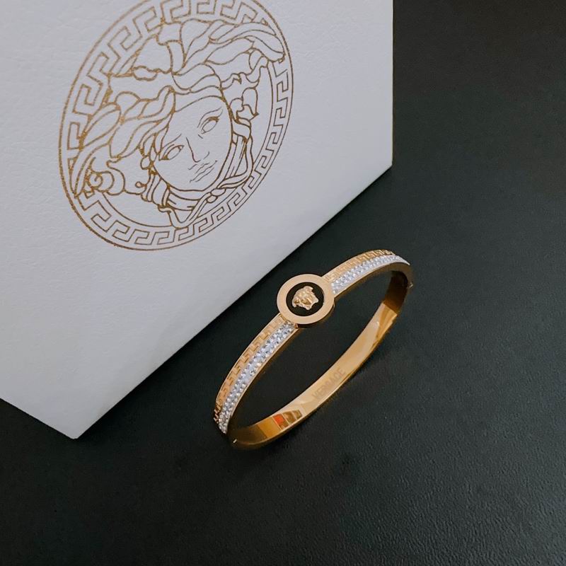 Versace bracelet 06lyx106 (5)