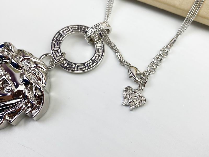 Versace necklace 05lyx14 (4)