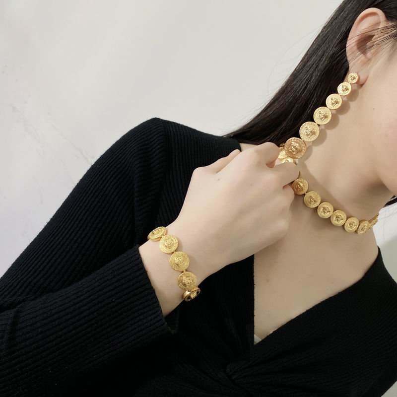 Versace necklace 05lyx21 (6)