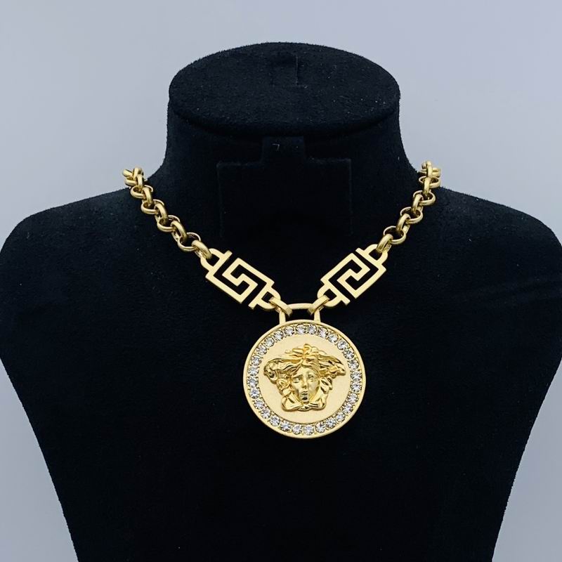 Versace necklace 05lyx23 (10)