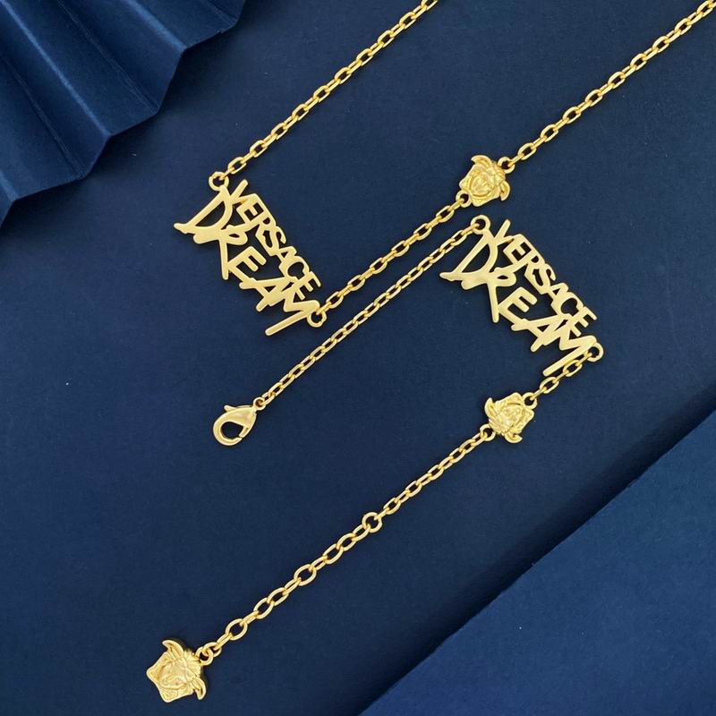 Versace necklace 05lyx24 (5)