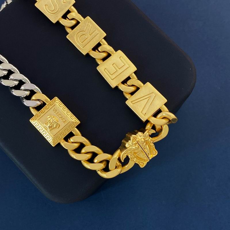 Versace necklace 06lyx32 (7)