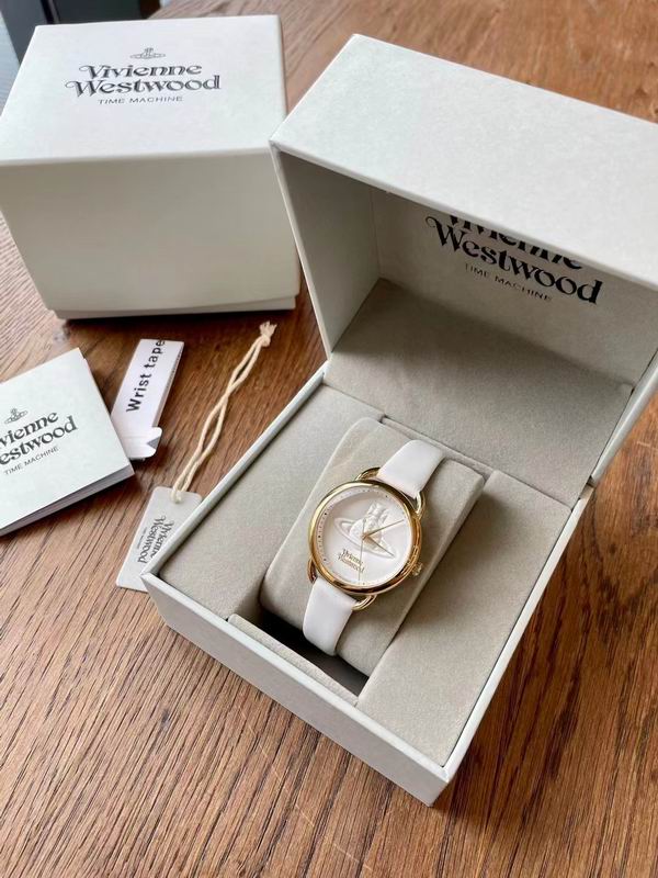Vivienne Westwood 34mm (4)