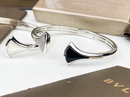 Bvlgari bracelet 05lyh57 (8)