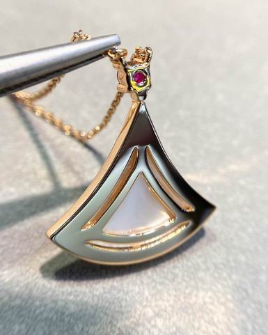 Bvlgari necklace 03lyh58 (14)