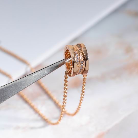 Bvlgari necklace 03lyh67 (2)