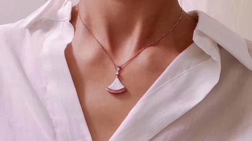 Bvlgari necklace 03lyh79 (4)