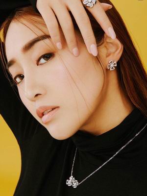 Bvlgari necklace 03lyh84 (4)