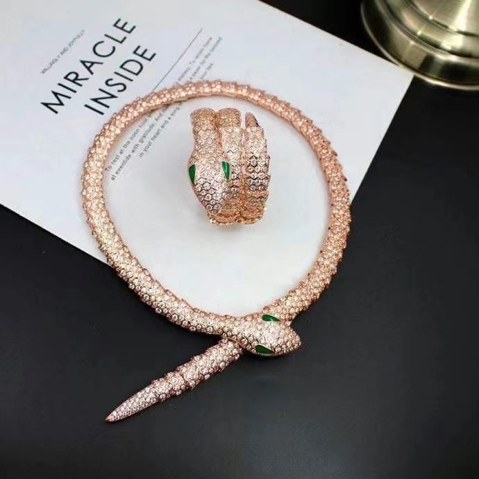 Bvlgari necklace 04lyh138 (1)