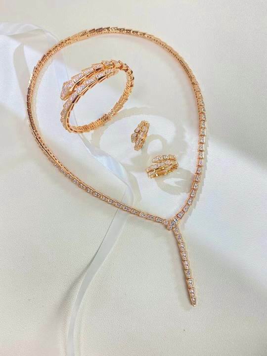 Bvlgari necklace 04lyh139 (1)