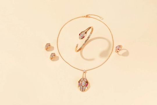 Bvlgari suits 04lyh22 (9)