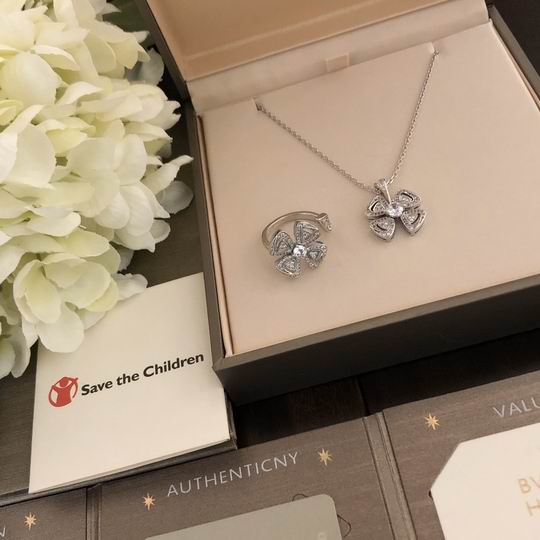 Bvlgari suits 04lyh24 (8)