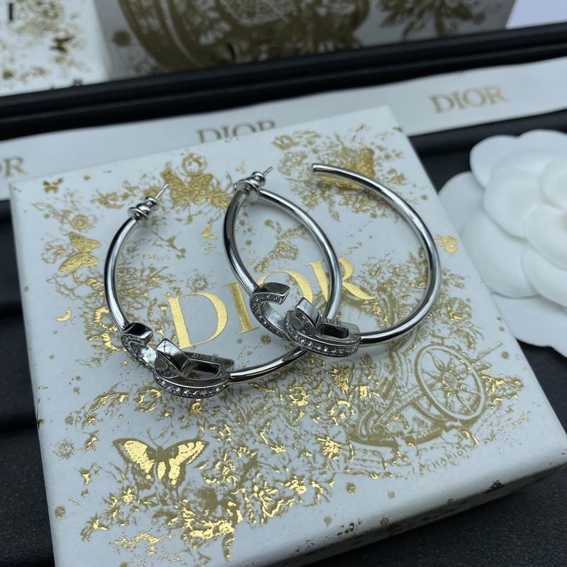 Dior Suits 05lyr69 (5)