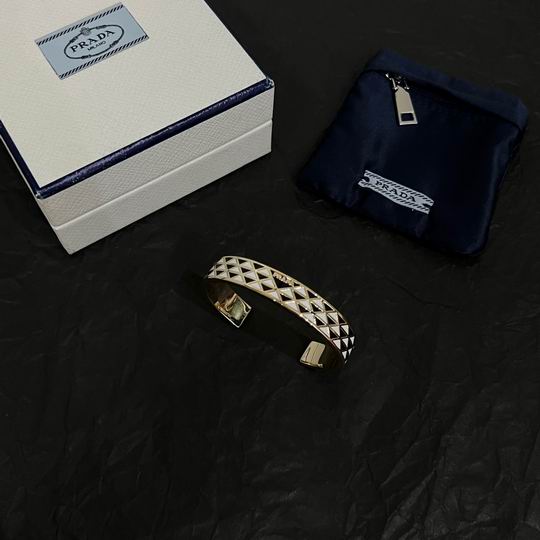 Prada bracelet 05lyh24 (6)
