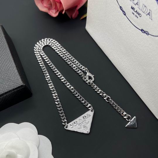 Prada necklace 03lyh04 (3)