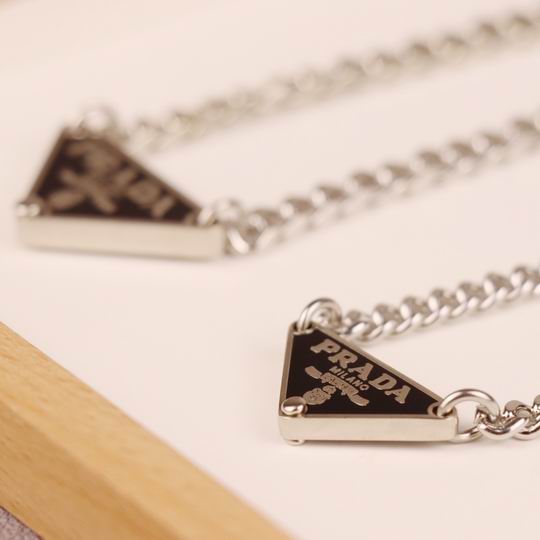 Prada necklace 04lyh06 (6)