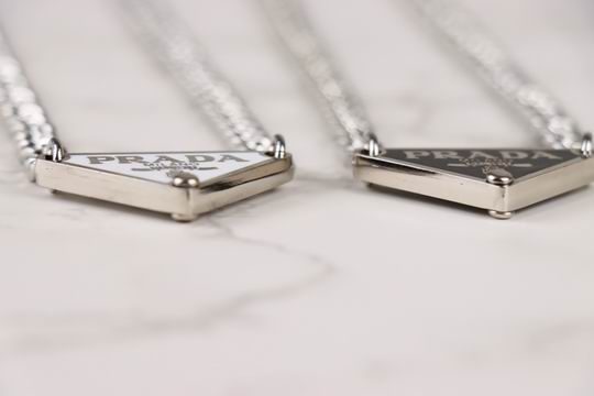 Prada necklace 04lyh08 (5)