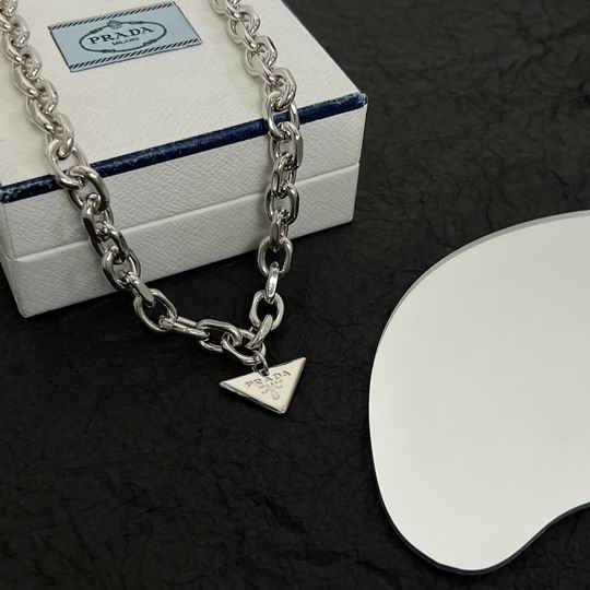 Prada necklace 05lyh10 (6)