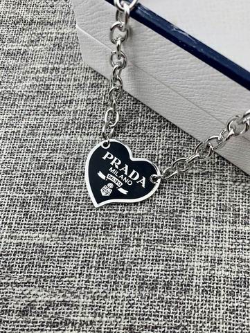 Prada necklace 05lyh17 (4)