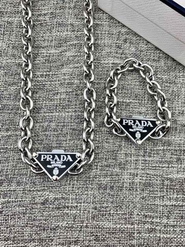 Prada necklace 05lyh19 (6)