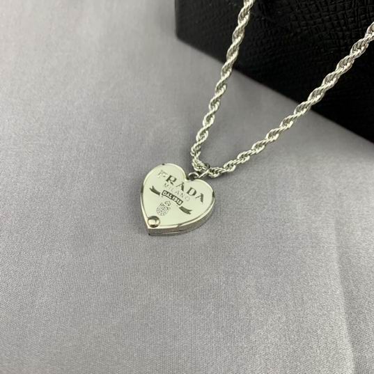 Prada necklace 05lyh21 (7)