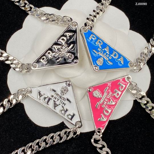 Prada necklace 06lyh34 (6)