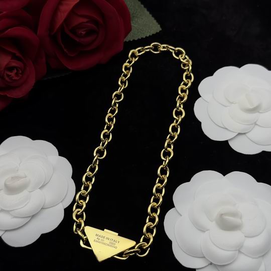 Prada suits 06lyh01 (4)