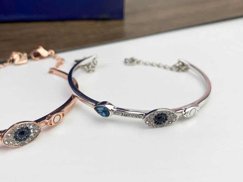 Swarovski Bracelet 05lyx84 (3)