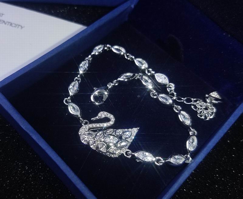 Swarovski Bracelet 06lyx115 (3)