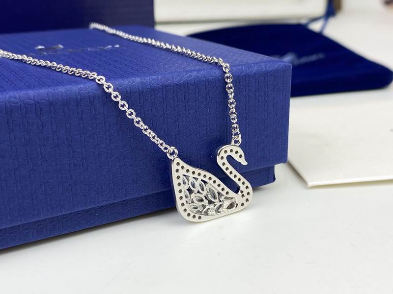 Swarovski Necklace 05lyx244 (2)
