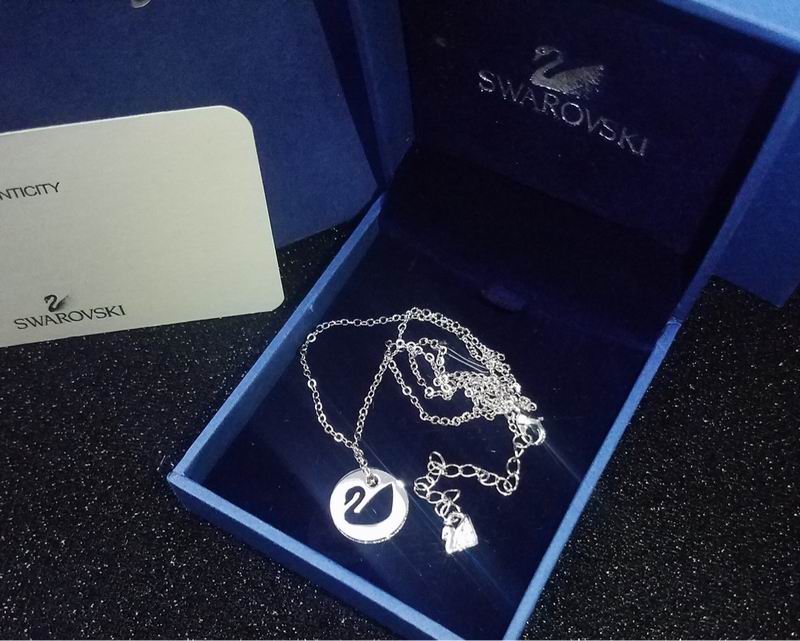 Swarovski Necklace 05lyx250 (1)