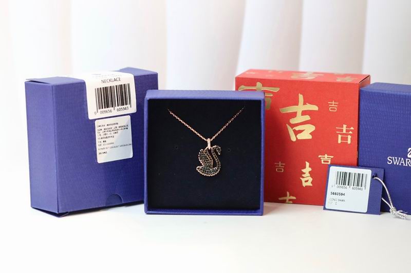 Swarovski Necklace 05lyx335 (2)