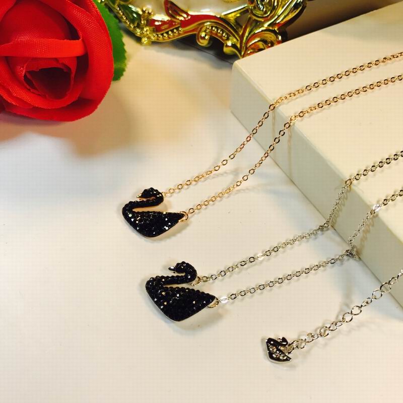 Swarovski Suits 05lyx04 (2)