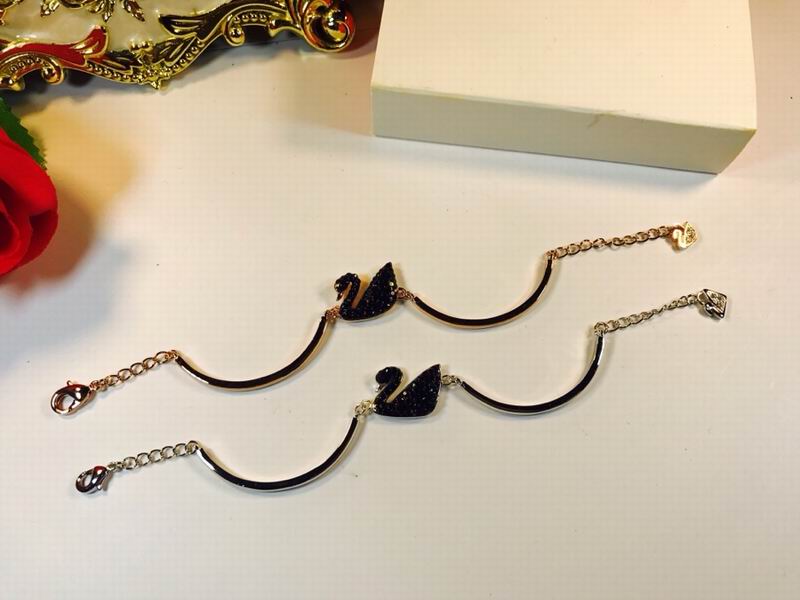 Swarovski Suits 05lyx04 (3)