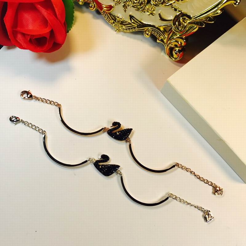 Swarovski Suits 05lyx04 (7)