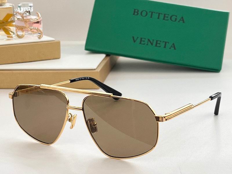 Bottega Veneta glasses