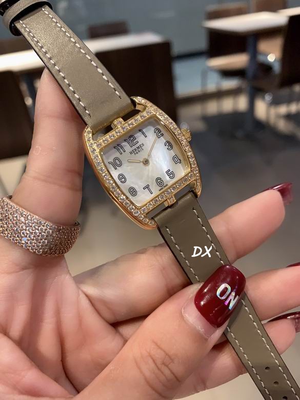 Hermes 26x33mm 2nms32