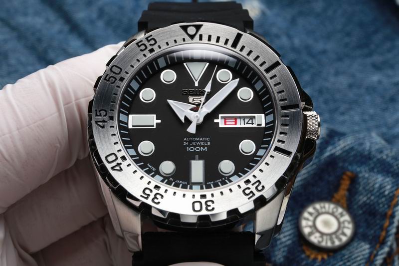 Seiko 43.3X13mm 050218