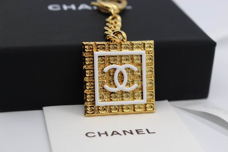 Chanel keyring lyh5