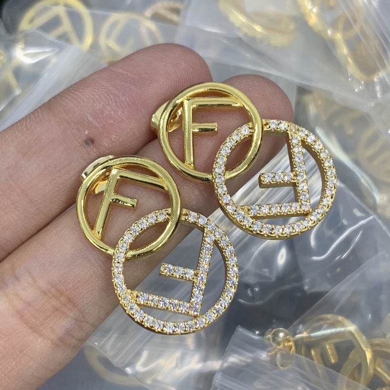 Fendi earring 12lyr54