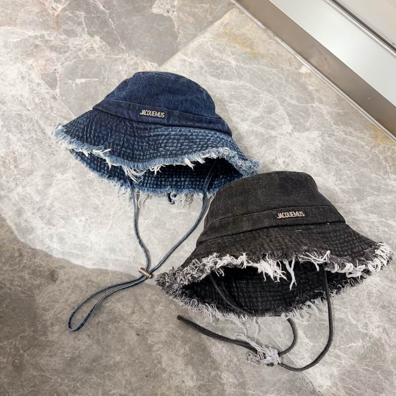 26 Jacquemus Hat