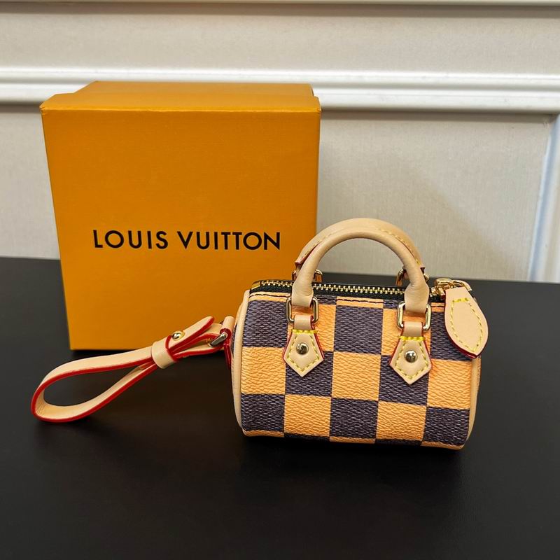 LV keyring lyh32