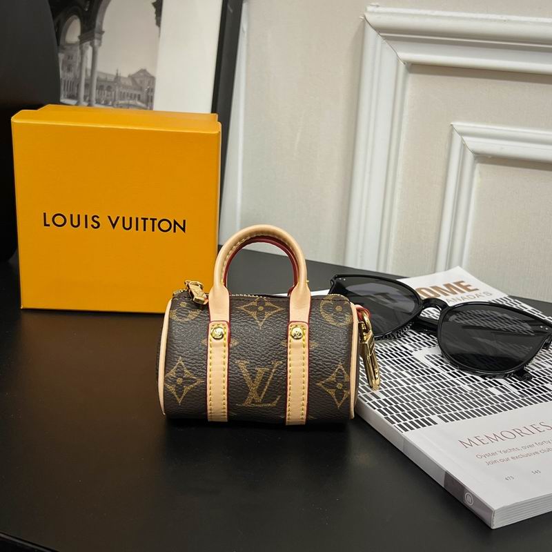 LV keyring lyh68