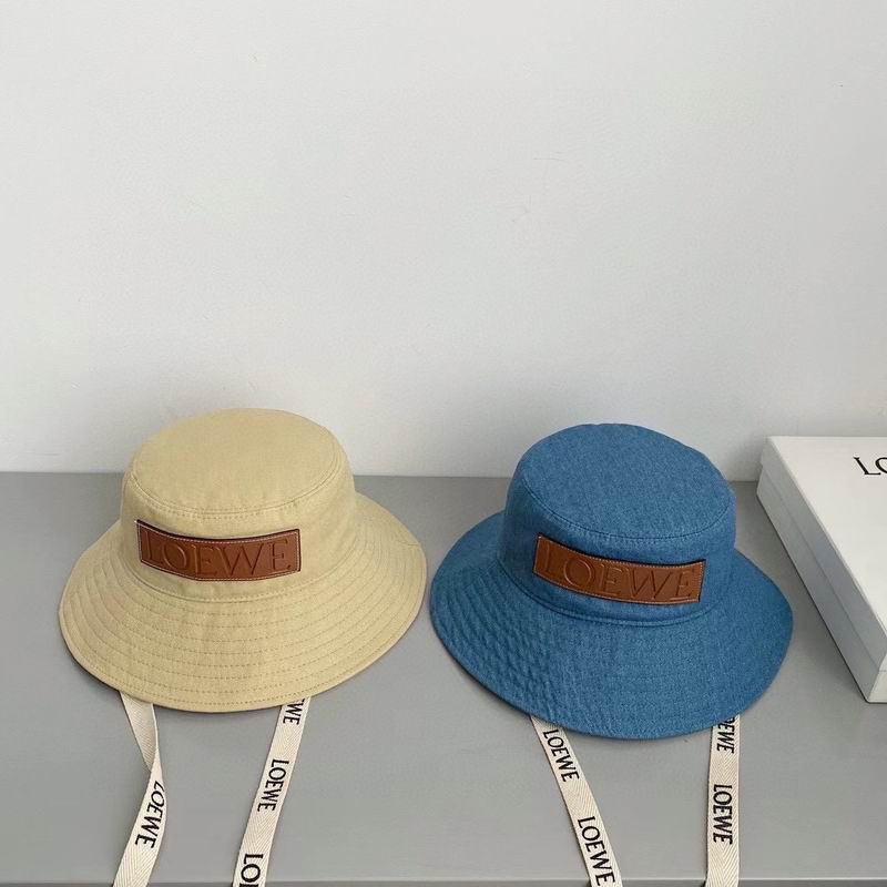 26 Loewe Hat