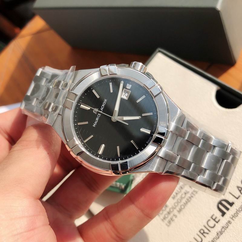 Maurice Lacroix 42mm 102248