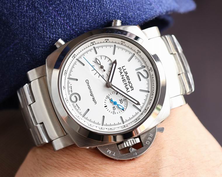 Panerai men 47mm M02