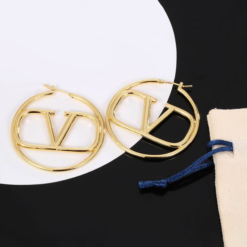 Valentino earring 12yx42