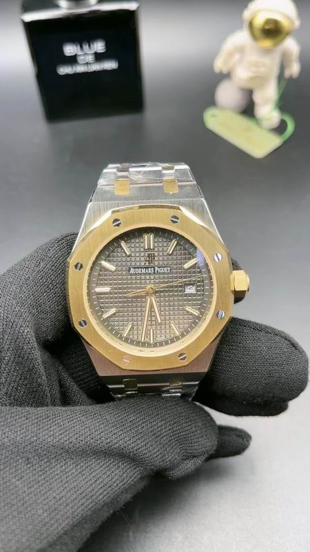 AP watch 30 (37)
